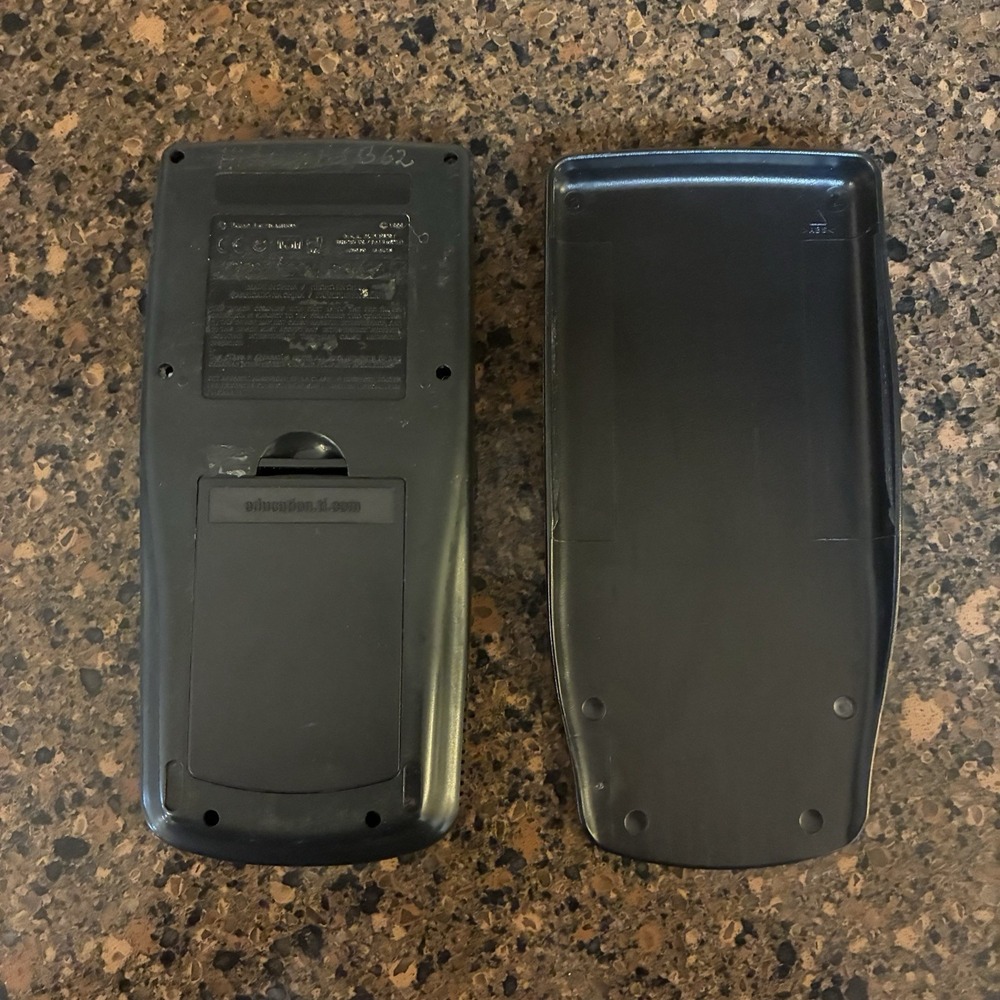 Texas Instruments TI-83 Plus Graphing Calculator w/ Cover Tested Working - Picture 2 of 9